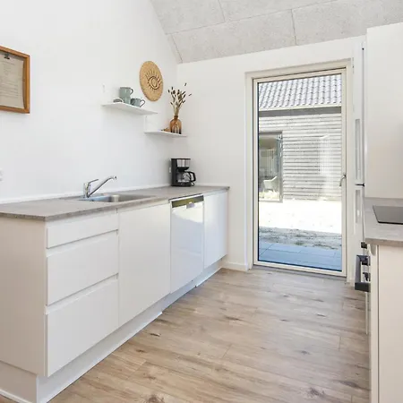 Feriehus Cozy In Romo With Wifi